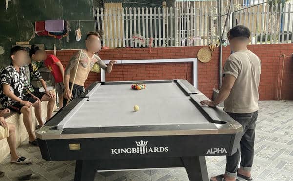 Lắp đặt bàn bida tại nghệ an
